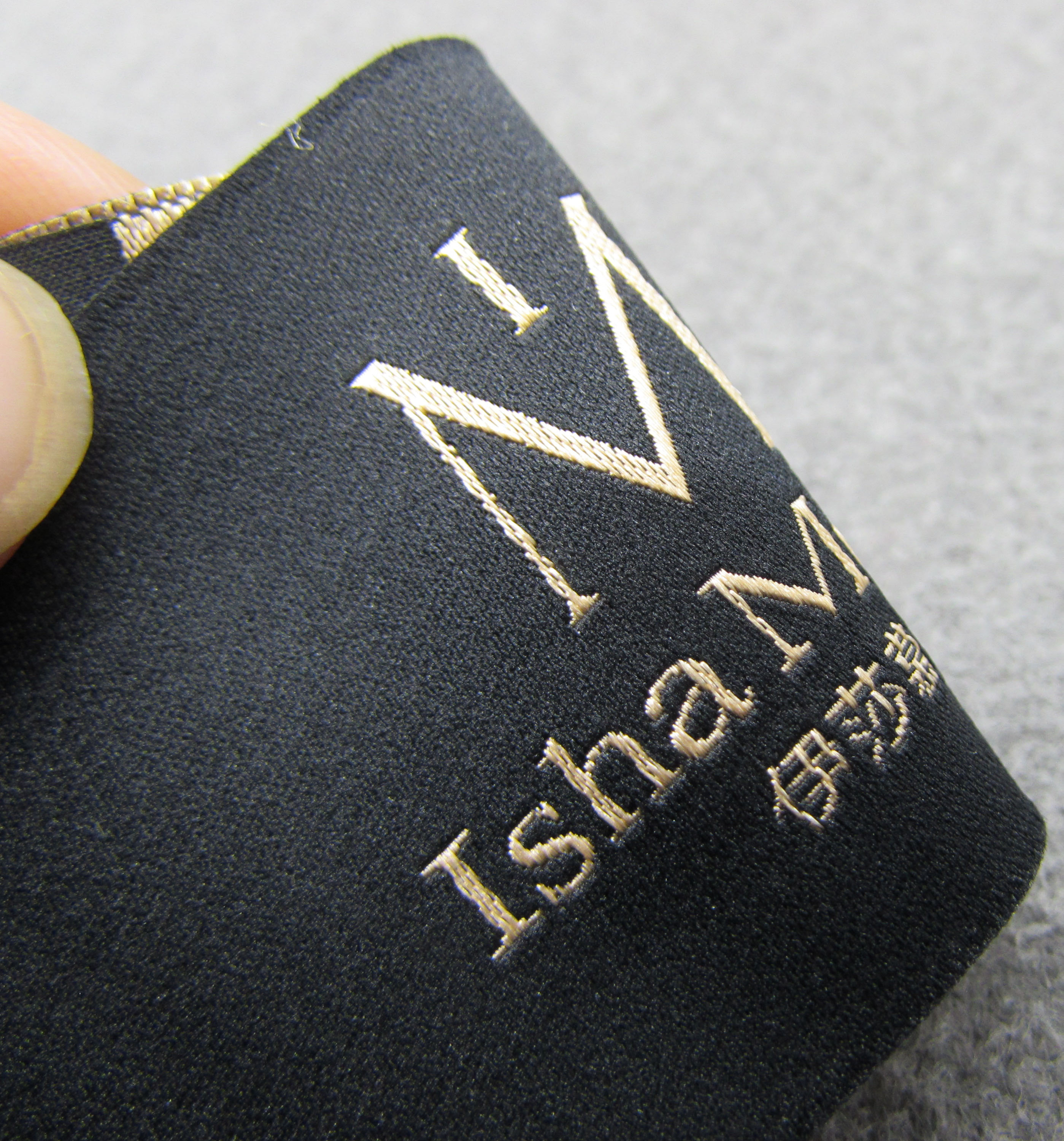 锦缎定制服装编织标签服装 - buy woven label for clothing,custom