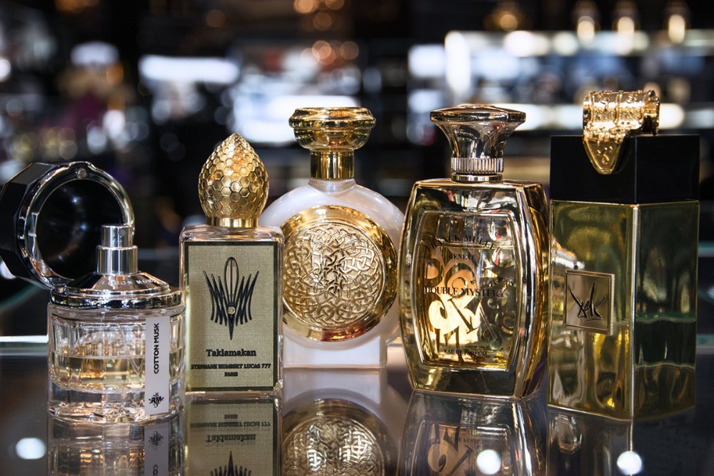 buy luxury perfume bottle,custom empty glass perfume bottle