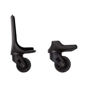 dockers luggage spinner wheels