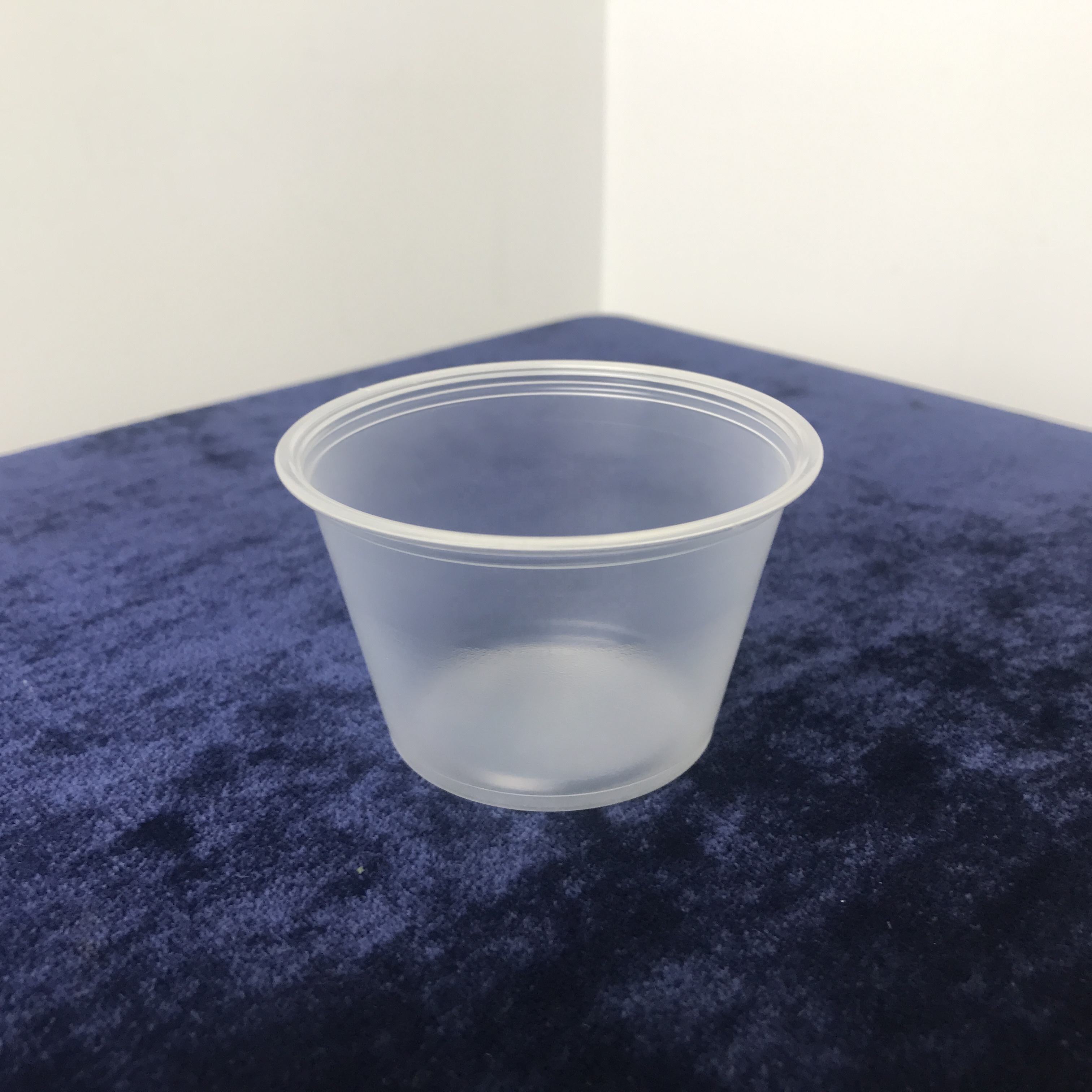 4 унции, чашка из ПП (кружка для соуса/кружка для суфле) с крышкой из ПЭТ