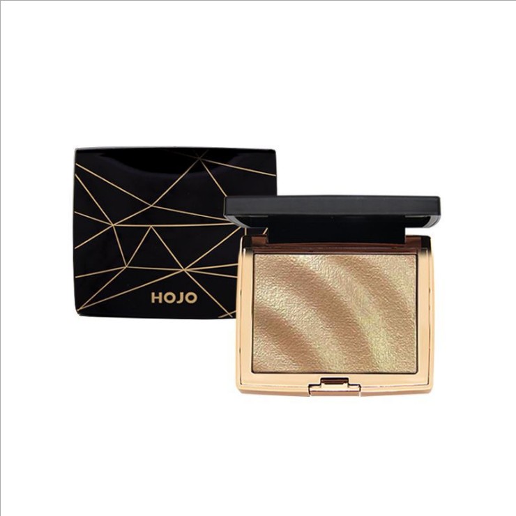 Three-dimensional high-gloss pan face brightening nose shadow highlighter makeup