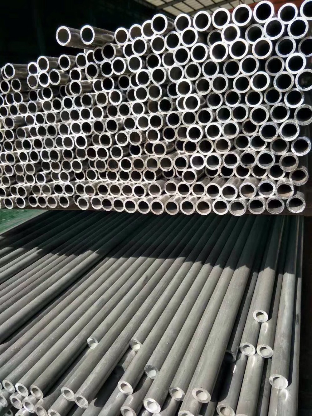 6061 Small Industrial Sizes Alloy Price Oval Round Square Tubing Metal Tube Seamless Aluminum Pipes，anodized aluminum pi