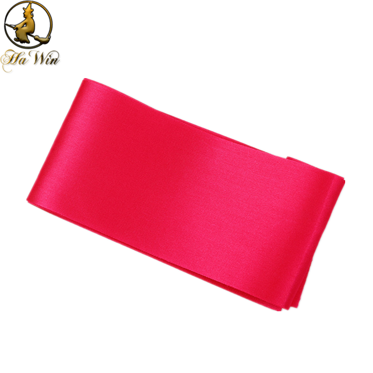 En blanco al por mayor en blanco de satén faja una capa de composición abierta fiesta marco Marco de cumpleaños