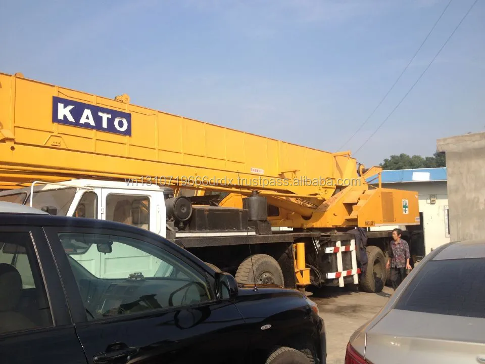 Japan used KATO 50 TONS truck crane for sale used crane Kato 50t NK500E