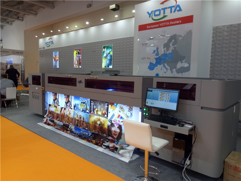 5m UV hybrid printer with Kycera KJ4A heads for soft film flex banner