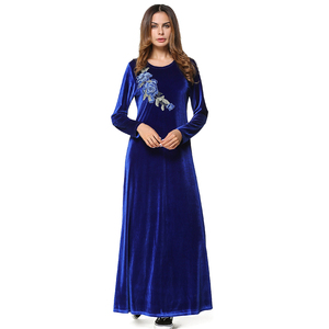 velvet gaun