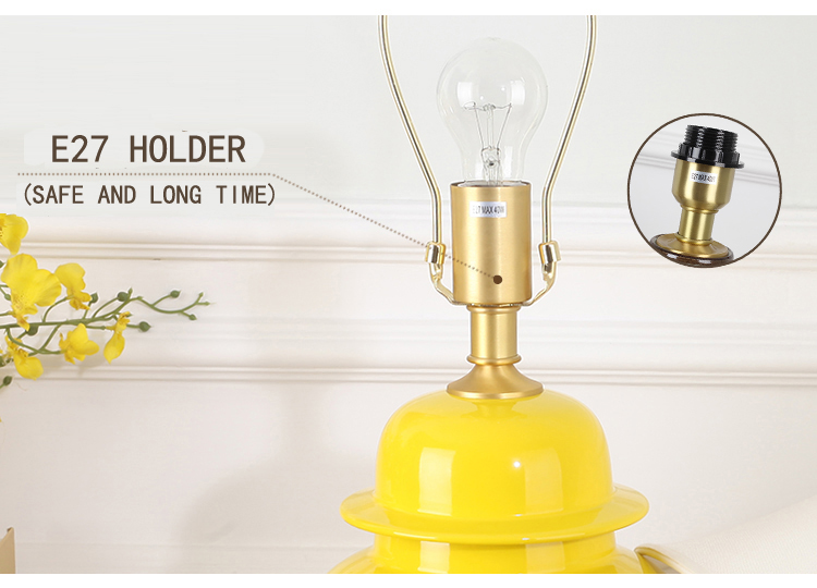Traditional Chinese porcelain vase light ceramic table lamp with different color by handmade