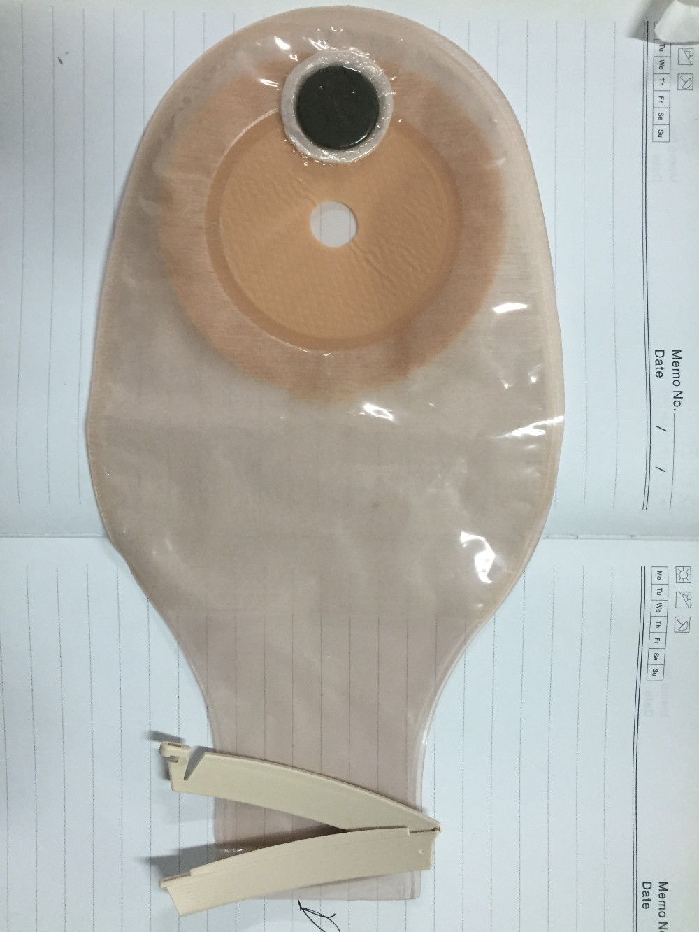 低价一次性可排泄的不透明结肠造口袋 - buy colostomy bag