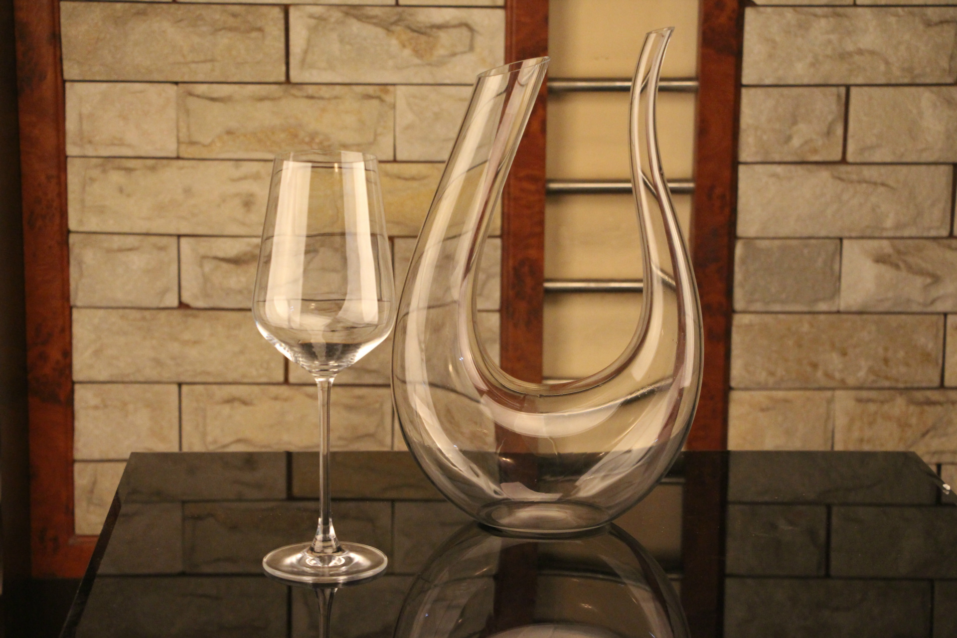 Wholesale 1500ml U Shape Wine Decanter Luxurious Crystal Red Wine Champagne Glasses Decanter
