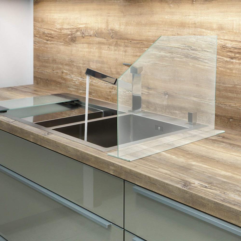 Стекло солар. Прозрачный экран из пластика. Защитный экран на фартук. Фартук из прозрачного стекла. Пластиковые полупрозрачные панели.