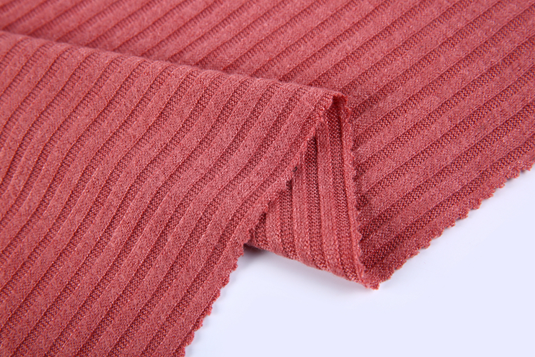 色彩艳丽、品质优良的服装服装涤纶罗纹面料组合物