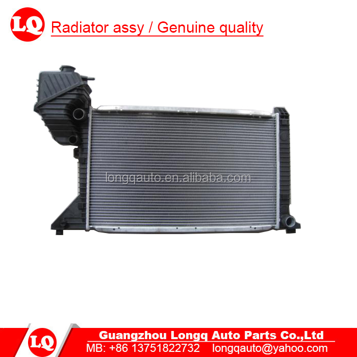El agua del radiador radiador motor radiador Mercedes Sprinter 906 CDI mt 2006-a9065000002