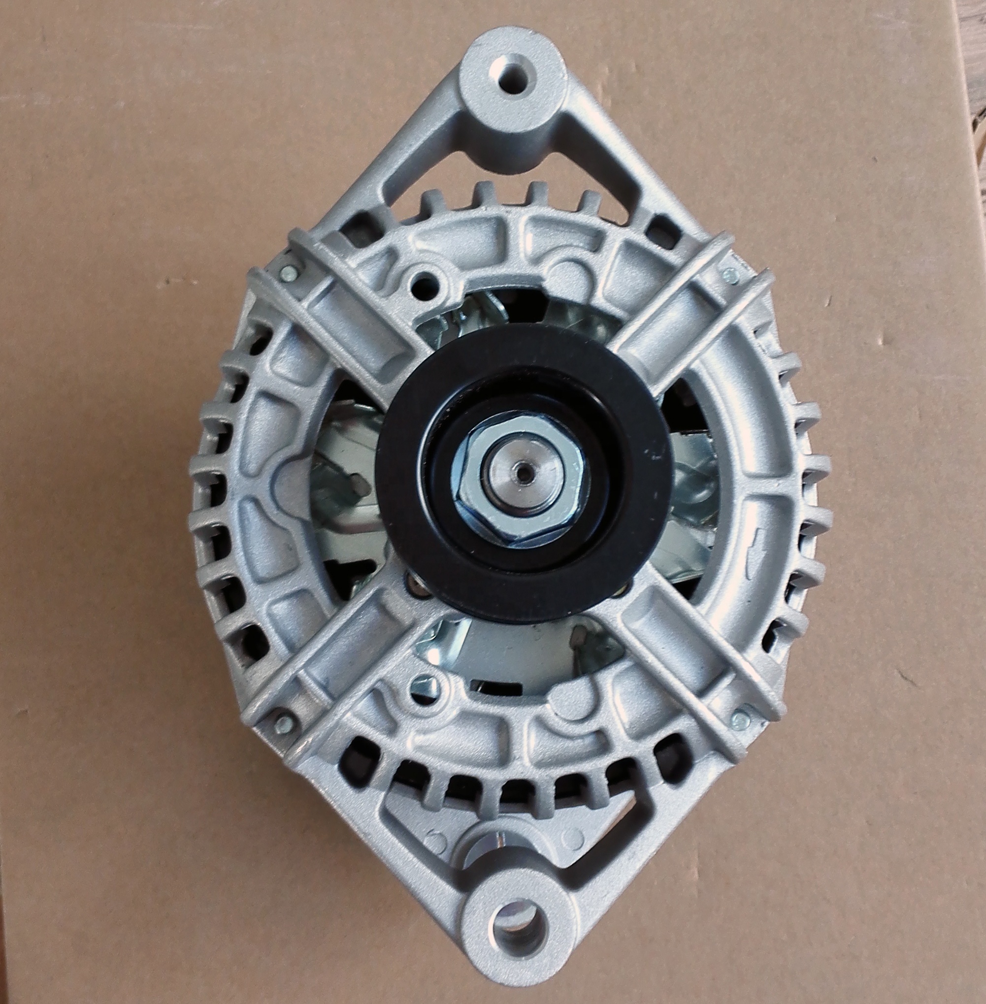 12V ALTERNATOR REGULATOR TO FIT BOSCH VAUXHALL OPEL GM NEW