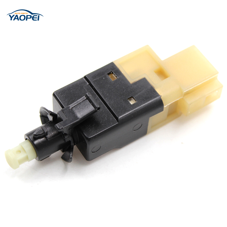 Brake Stop Light Switch 4-pin Mercedes Brake Sprinter 2500 3500 ML320 ML430 New
