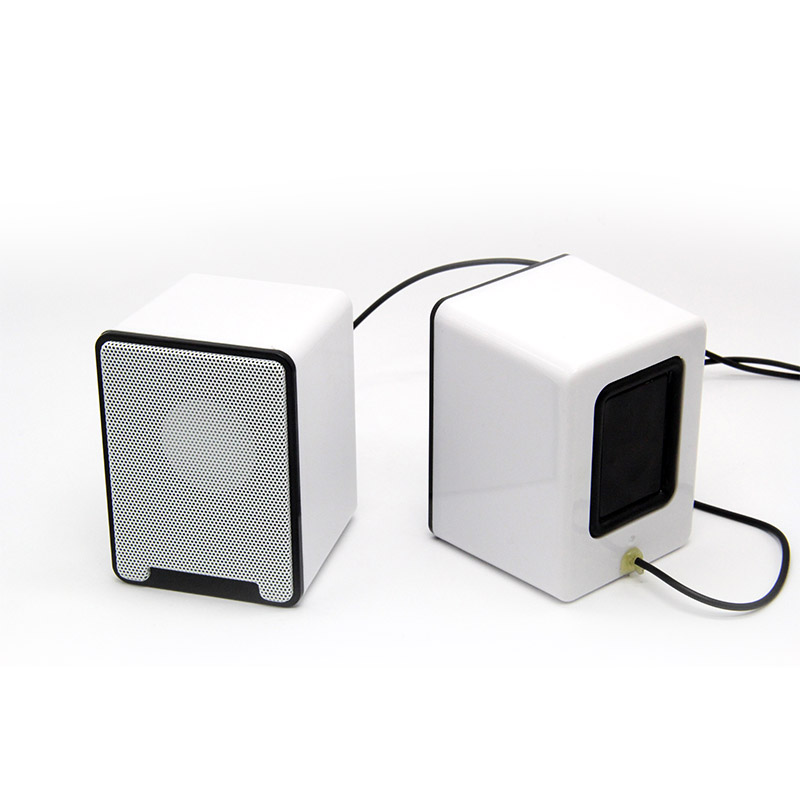 smallest usb speaker