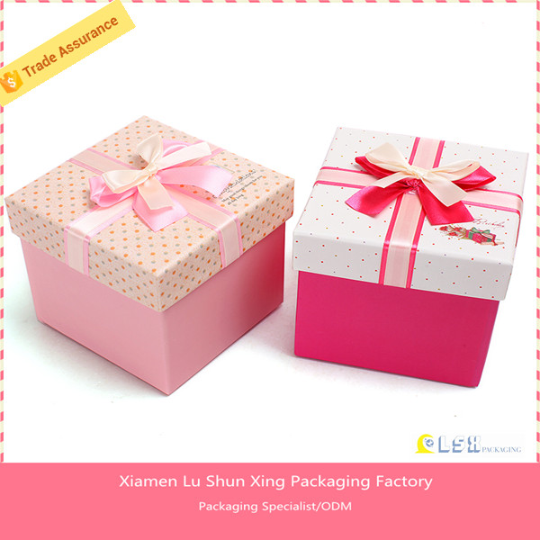 small paper box making machines / BLACK MAGNETIC CLOSURE GIFT BOX lid and ba<i></i>se box