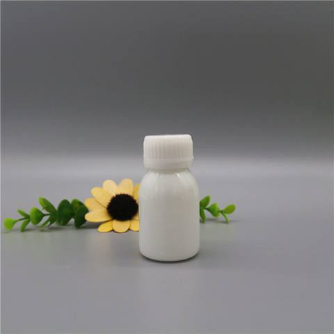 30毫升牛奶白色塑料瓶液体药物与规模