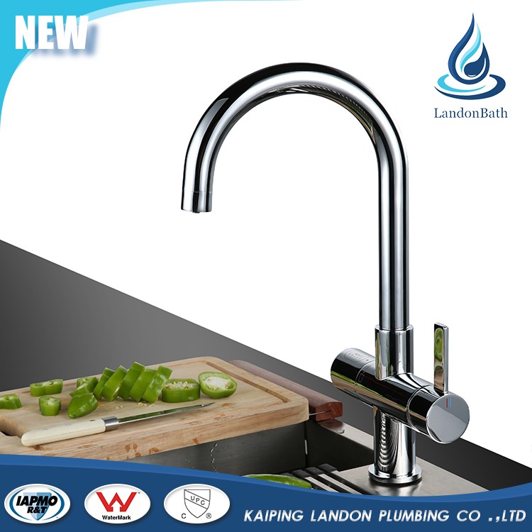 Modern Style Kitchen Tap Desk Mounted Sink mixer