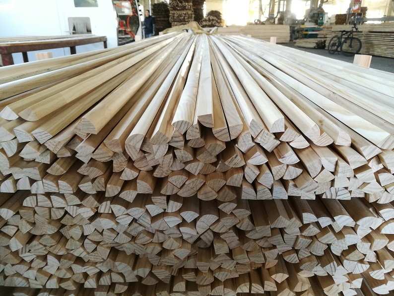 White Primed Wood Shoe Moulding Quarter Round Moulding