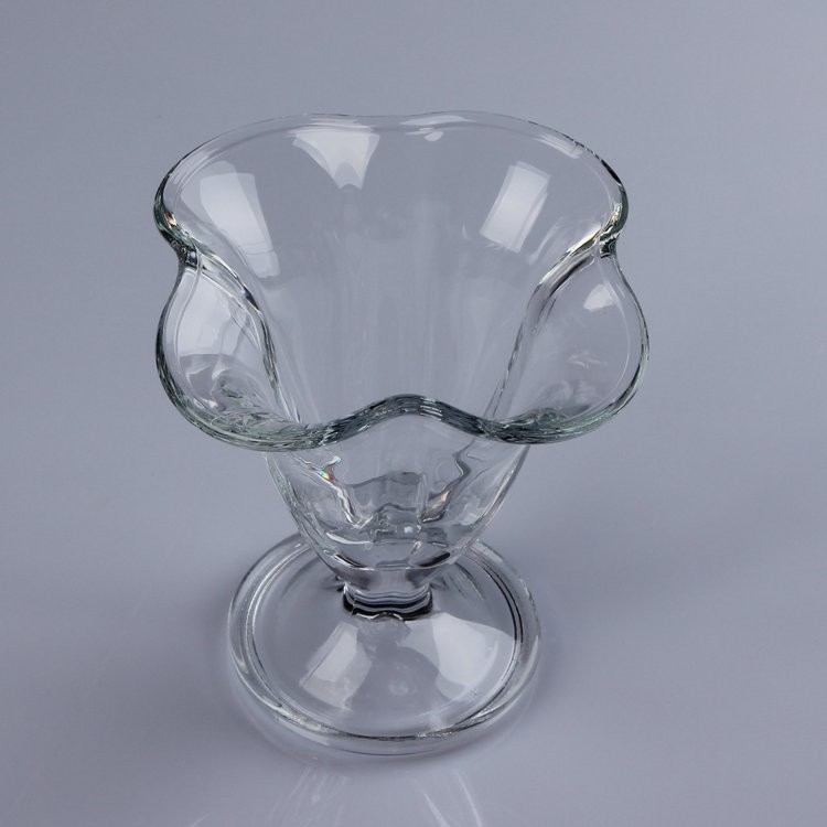 Ice Cream Sundae Dishes, Ice Cream Sundae Glasses, Sundae Dishes.