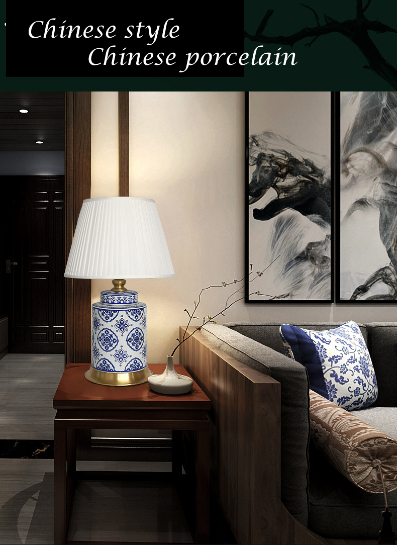 Blue and White ceramic table lamp for decor in living room  porcelain lighting for bedside hotel from Jingdezhen wholesale