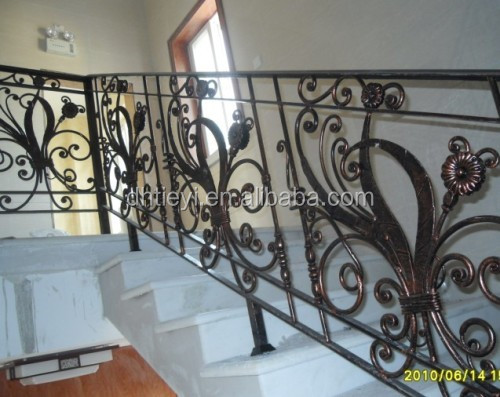 Красивые декоративные кованые железные лестничные перила