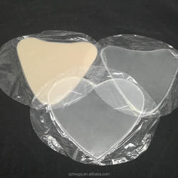 2018 Amazon Hot Sell Clean Triangle Heart Shape Reusable Silicon Gel Chest Wrinkles Pads For Cleavage & Decollete