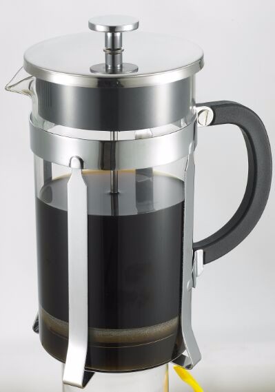 French Press Coffee Maker / Glass Carafe and Sturdy Metal Frame: 34 oz (8 cup) capacity; smooth plunger