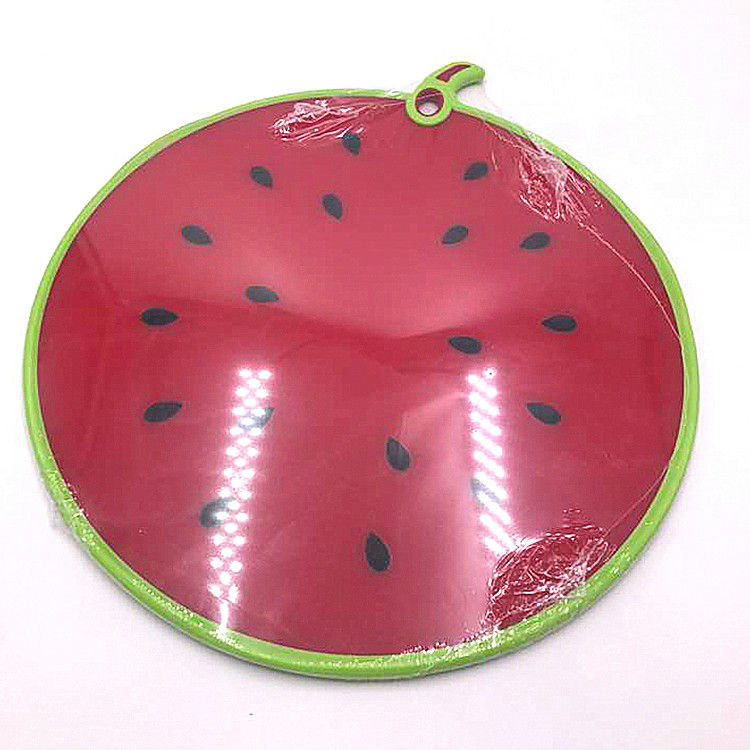 Kitchen tools plastic chopping board fruit cutting board anti-slip watermelon shape cutting board