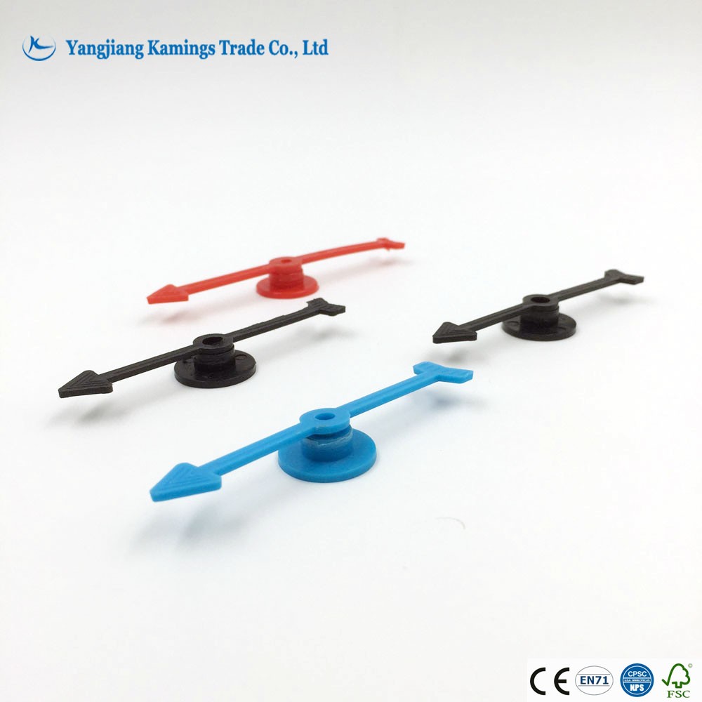 Как сделать крутящуюся стрелку для игры. Вращающаяся стрелка для настольной игры. Вертушка для настольных игр. Стрелки пластиковые для настольных игр. Настольная игра со стрелкой