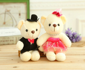 boy and girl teddy bears
