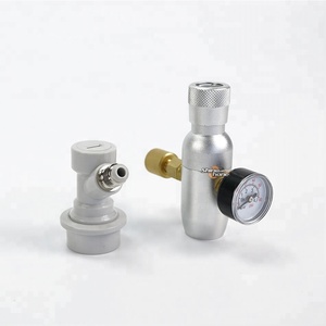 Mini Regulated Portable CO2 Injector / Charger, Ball Lock Thread Disconnect