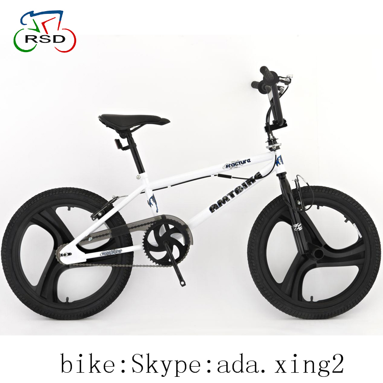 自転車bmx中国から輸入、bmxレッドラインファッションバイク中国製