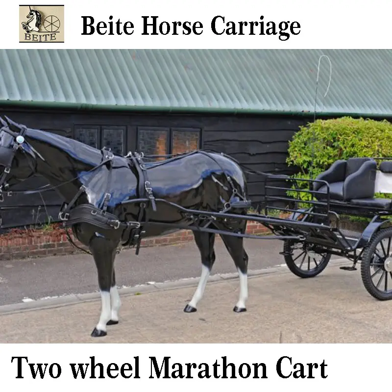 Повозка с двумя колесами на оси. Двухколесная телега для лошади. Двухколесная карета для лошади. Бричка для лошади двухколесная. Двухколесная карета для коня.