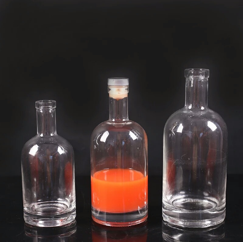 Fast delivery 50~1000ml  glass rum bottle  glass vodka bottle with lid