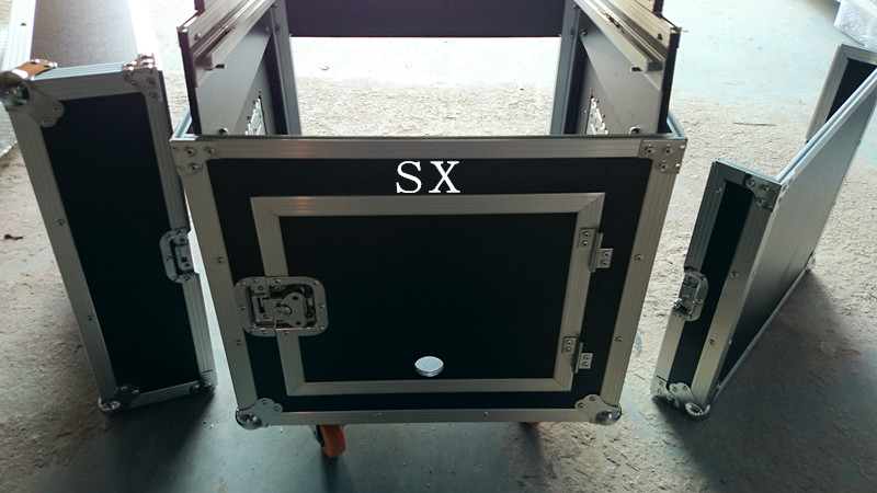 ミキサーコンピューターの傾斜トップとバックドアを備えた10Uラック