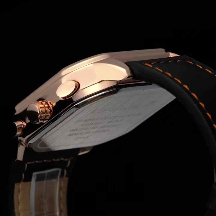 Orologio Uomo CRRJU Cronografo Quarzo - Cinturino In Pelle Nera, Cassa Dorata, 3 ATM - Regalo Con Scatola