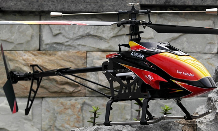 WLtoys V913 RC Helicopter with Brushless Motor & Built-in Gyro