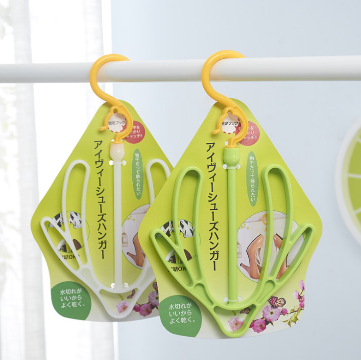 plastic shoe hanger