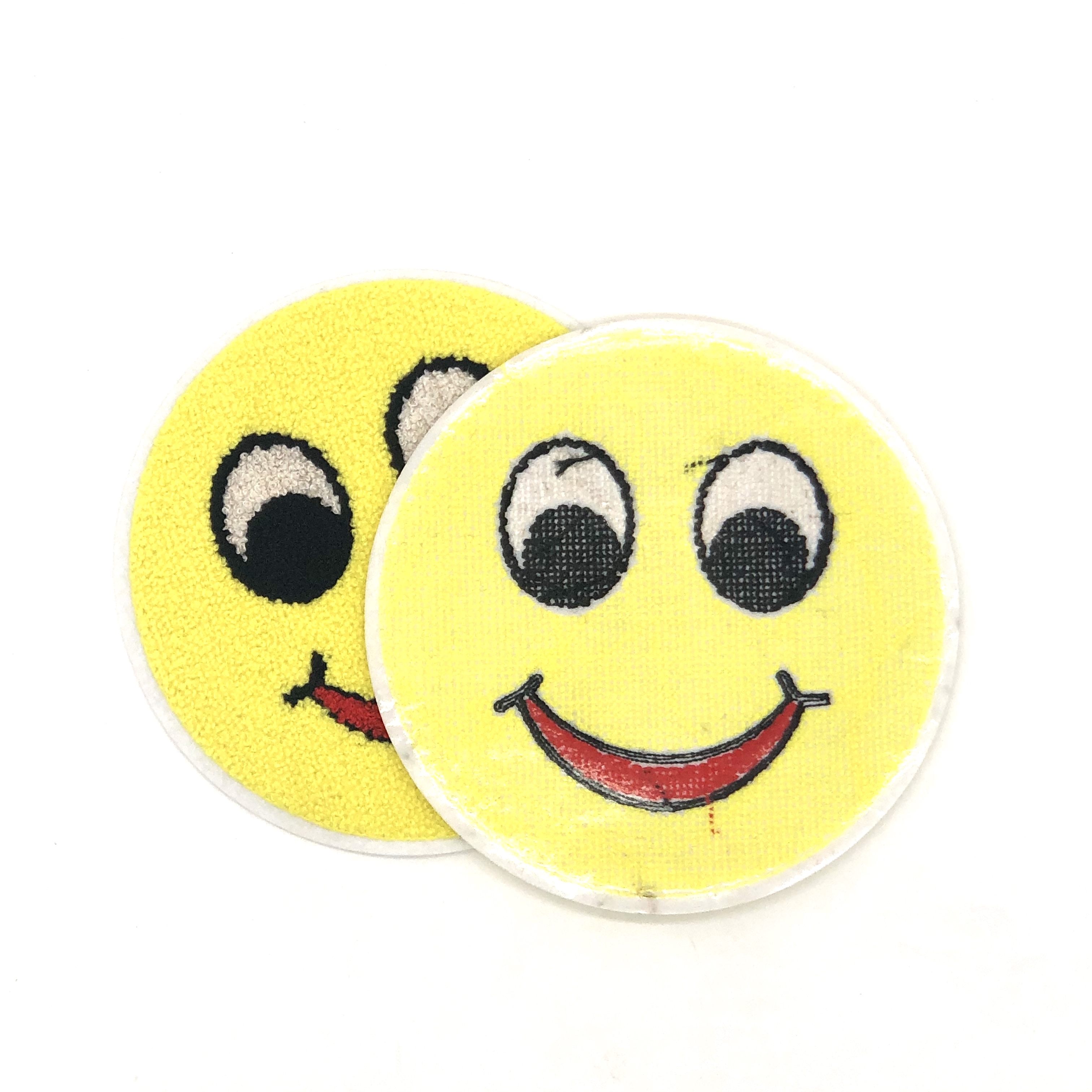 Smiley Face Emoji Iron On Patch//Badge//Applique//Transfer Cute Customise Can Sew O