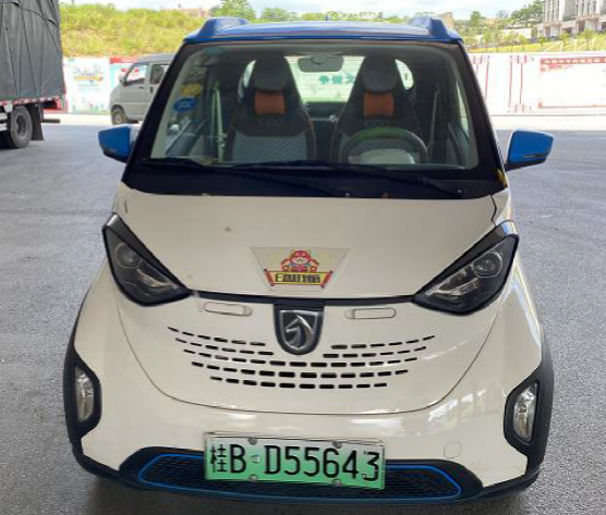 Высокая скорость четырехколесное электрическое транспортное средство охрана окружающей среды электромобиль