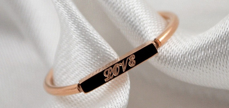 Wholesale Jewelry Engraved Name Dainty Rose Gold Stainless Steel Bar Ring