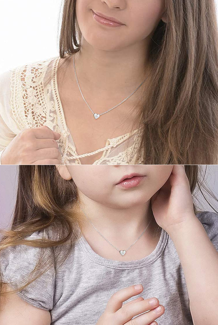 Wholesale mujeres joyería de acero inoxidable pequeño 18k 14k chapado en oro niños del alfabeto delicado del encanto de la letra inicial de encargo del collar del corazón
