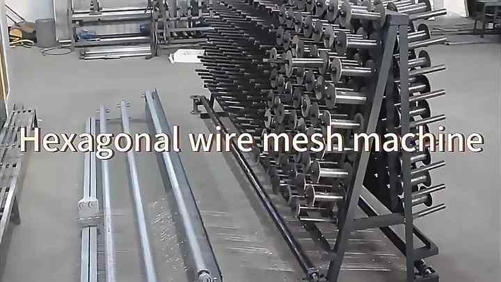China Factory Hexagonal Wire Mesh Net Weaving Machine Automatic Chicken ...