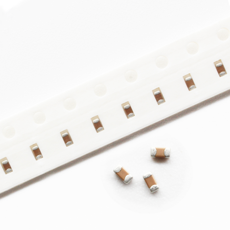 100pcs SMD 0805 560PF 561K X7R Chip Capacitor Electron Component 50V