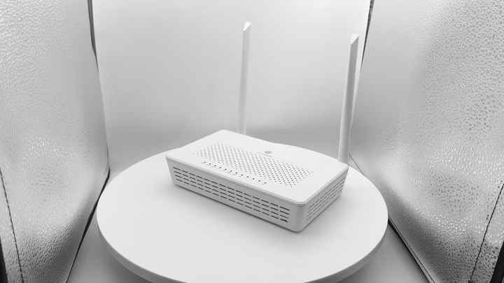 Used JINGLAI Fiber Optic Modem Router FTTH 4GE+1USB+1TEL ONT TEWA-220G ...