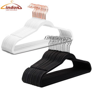 Ruimte Besparen Dunne Profiel Antislip Gevoerde Schouders Rose Gold Haak Stroomden Wit En Zwart Fluwelen Shirt Jas Kleding hangers