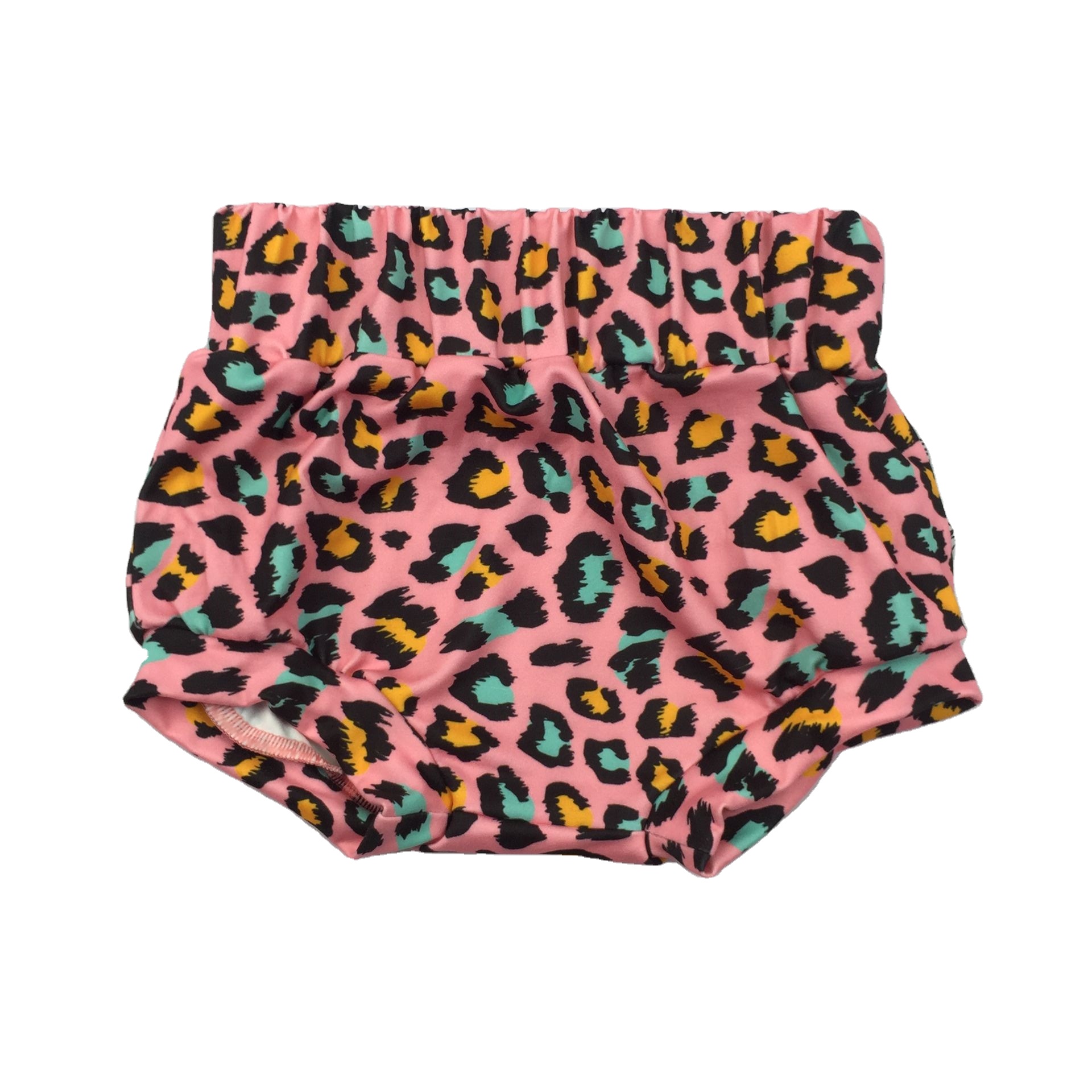 Шорты-шаровары из молочного шелка с высокой талией и леопардовым принтом