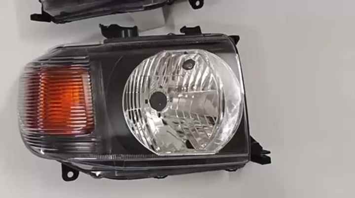 ゆっぴょん 　81130-B2760 ヘッドライトRH 中古 中古トラック部品 ヘッドライト左 日野 | 中古トラック販売/買取