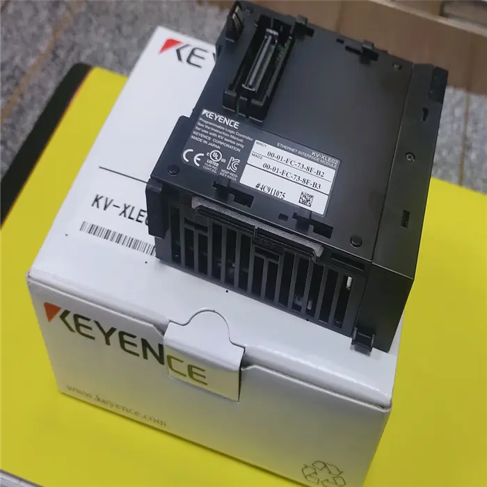 Used KEYENCE PLC Tested KV-AD40G